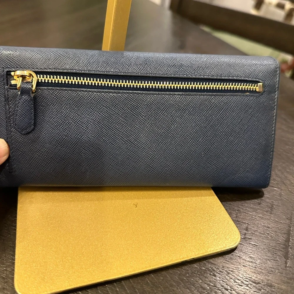 Prada Navy Saffiano Continental Wallet with Gold Logo Stunning interior ❤️ - Picture 5 of 12